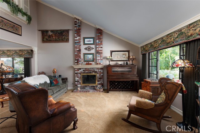 Detail Gallery Image 15 of 44 For 1522 Deerfoot Drive, Diamond Bar,  CA 91765 - 4 Beds | 3 Baths