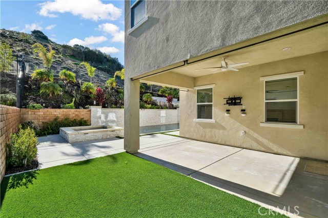 Detail Gallery Image 25 of 33 For 2872 Santa Fiora, Corona,  CA 92882 - 5 Beds | 3 Baths