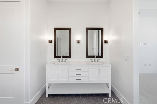 1101 Vinaza Road, Paso Robles CA: https://media.crmls.org/medias/81505112-cfea-4cbd-8d96-de28c6488c58.jpg