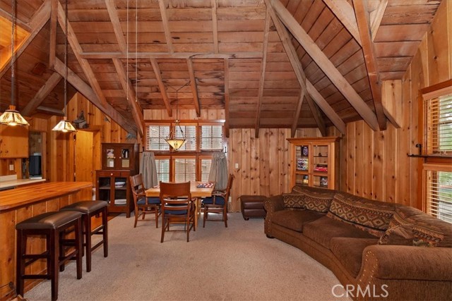 Detail Gallery Image 7 of 17 For 295 Sunset, Lake Arrowhead,  CA 92352 - 3 Beds | 2 Baths