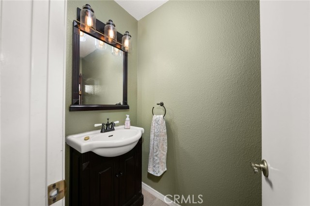 Detail Gallery Image 28 of 65 For 35962 Ivy Ave., Yucaipa,  CA 92399 - 4 Beds | 3/2 Baths