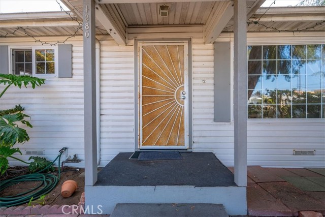 1380 Longbranch Avenue, Grover Beach CA: https://media.crmls.org/medias/8150d7f8-c911-4d81-895c-20a9ee85af40.jpg