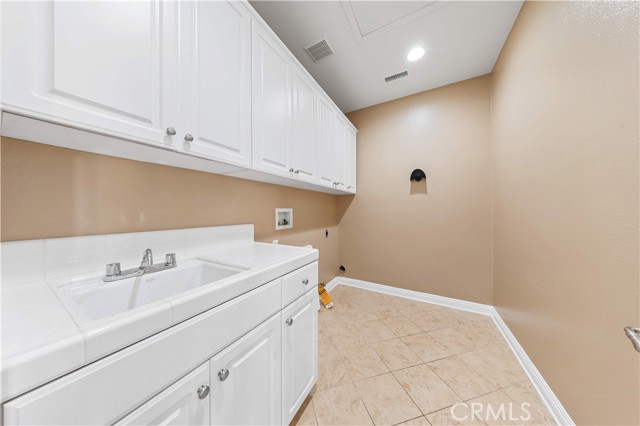 27684 Manor Hill Road, Laguna Niguel CA: https://media.crmls.org/medias/815145e7-d9b3-4f72-af20-7ebb9985b006.jpg