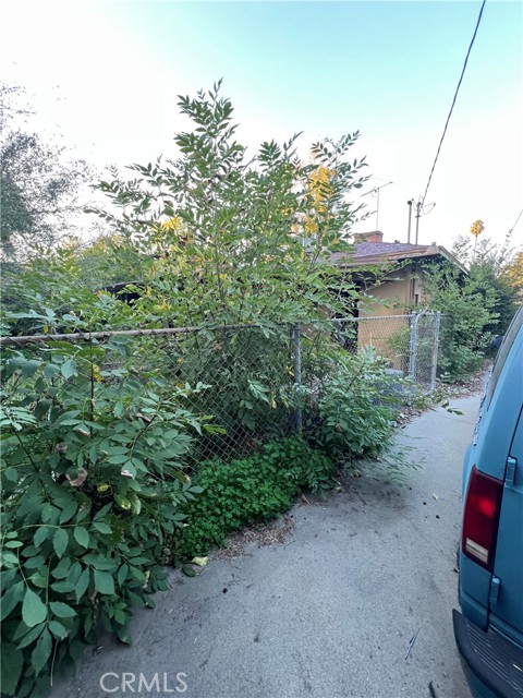 Detail Gallery Image 2 of 5 For 4776 Granada, Riverside,  CA 92504 - 2 Beds | 2 Baths