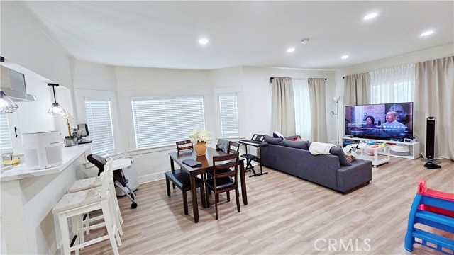 Detail Gallery Image 14 of 19 For 873 N Towne Ave, Pomona,  CA 91767 - 3 Beds | 2 Baths