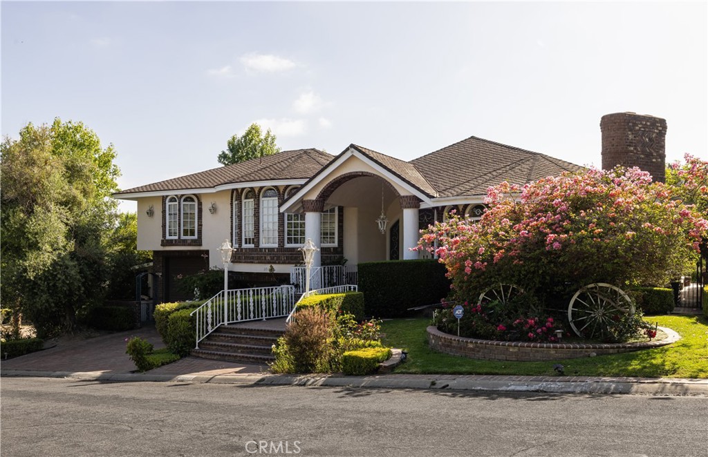 26421 Broken Bit Lane