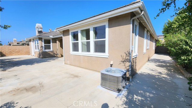 Detail Gallery Image 26 of 29 For 8387 Fall Creek Dr, Corona,  CA 92880 - 4 Beds | 2/1 Baths