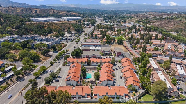 Detail Gallery Image 43 of 47 For 20931 Judah Ln #35,  Newhall,  CA 91321 - 2 Beds | 3 Baths