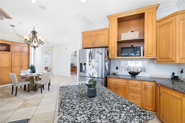 Image 14 of 75 For 30550 Stein Way