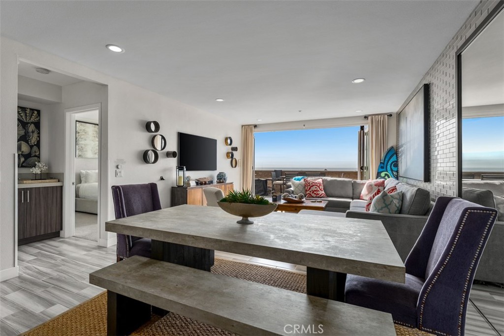 700 The Strand - photo 12