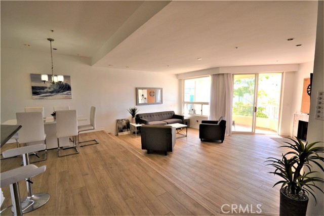 Front Image Thumbnail for CRSR26114853