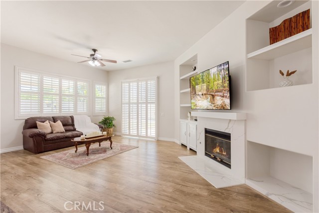Detail Gallery Image 11 of 37 For 41814 Corte Lara, Temecula,  CA 92592 - 4 Beds | 3 Baths