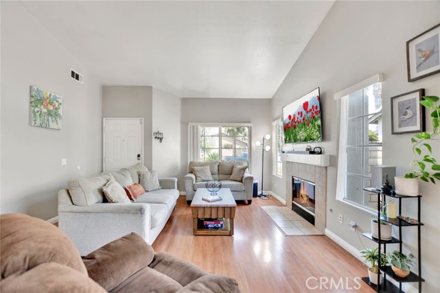 Detail Gallery Image 7 of 31 For 8844 Morgan Trail Dr, Jurupa Valley,  CA 92509 - 4 Beds | 2 Baths
