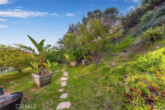 Detail Gallery Image 22 of 25 For 2109 Camino San Rafael, Glendale,  CA 91206 - 3 Beds | 3 Baths