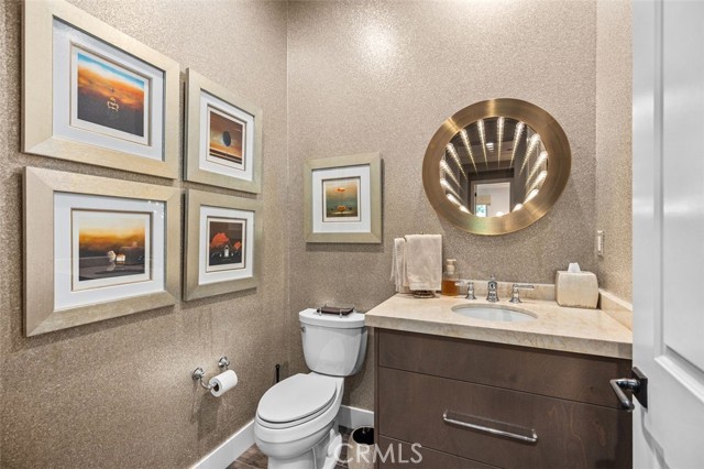 Detail Gallery Image 32 of 67 For 116 Knob Creek, Irvine,  CA 92602 - 5 Beds | 5/1 Baths