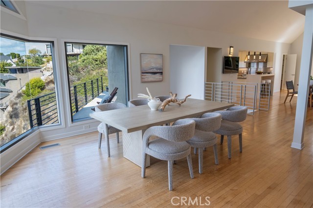 Detail Gallery Image 16 of 40 For 901 Summit Dr, Laguna Beach,  CA 92651 - 4 Beds | 3 Baths