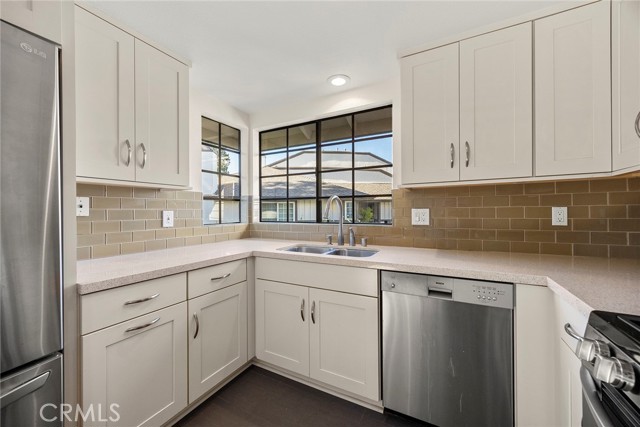 225 Preakness Court, Placentia CA: https://media.crmls.org/medias/815b1c35-211c-4422-82af-d73c397b6d05.jpg