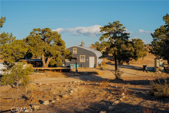 48317 Burns Canyon Road, Pioneertown CA: https://media.crmls.org/medias/815b89b9-57e2-4e32-a602-a05fac9fa8f5.jpg