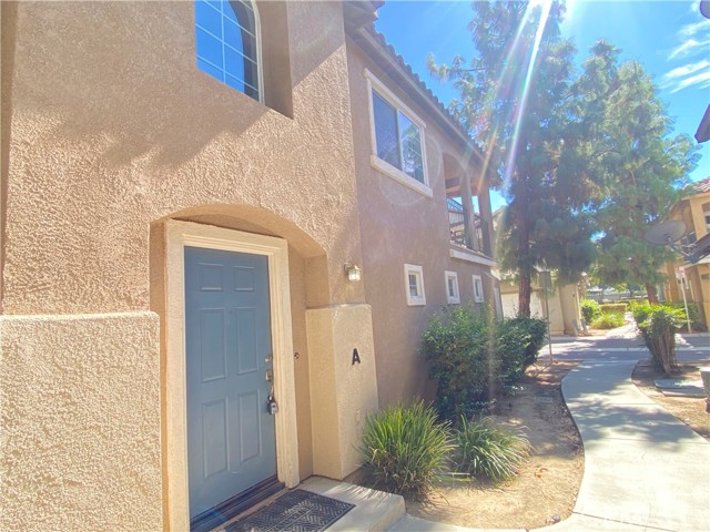 Detail Gallery Image 1 of 20 For 25816 Iris Ave a,  Moreno Valley,  CA 92551 - 2 Beds | 2 Baths