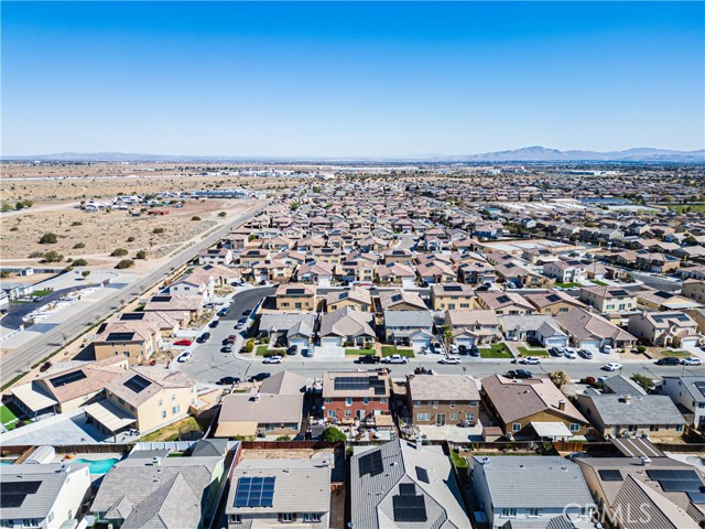 12936 Tehachapi Street, Hesperia CA: https://media.crmls.org/medias/815cb025-67ec-4320-9fbf-d5dd650b1e5e.jpg