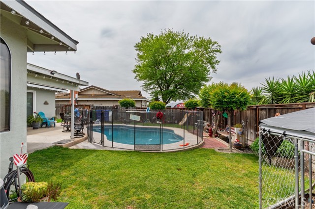 Detail Gallery Image 49 of 61 For 2390 Fruitland Ave, Atwater,  CA 95301 - 3 Beds | 2 Baths