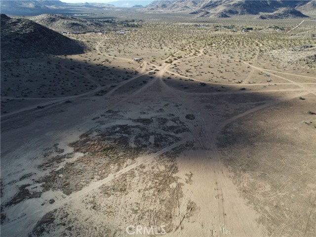 0 Fairview Valley Road, Apple Valley CA: https://media.crmls.org/medias/815d1acf-ad70-4729-a58b-2b24556ad3c5.jpg