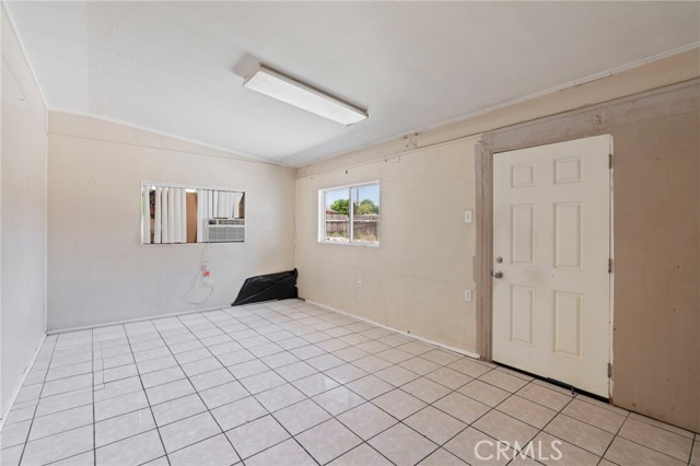 Detail Gallery Image 31 of 50 For 764 N Meridian Ave, Rialto,  CA 92376 - 3 Beds | 1 Baths