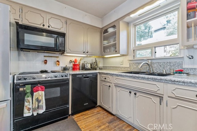3020 Bahia Court, San Luis Obispo CA: https://media.crmls.org/medias/815dde48-dd46-4afe-bdd6-8577b70b4027.jpg