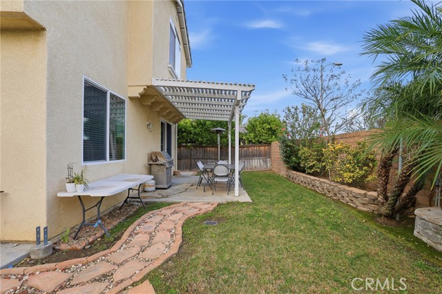 Detail Gallery Image 43 of 46 For 8220 Chamberlain, Reseda,  CA 91335 - 4 Beds | 3 Baths