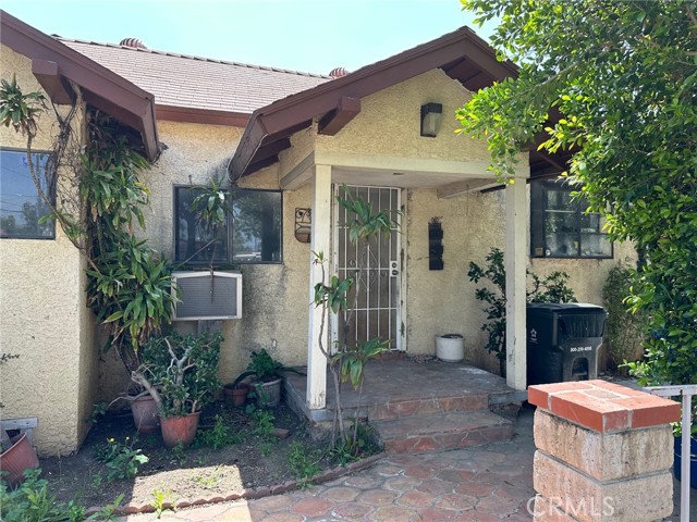 646 Hollister Street photo 3