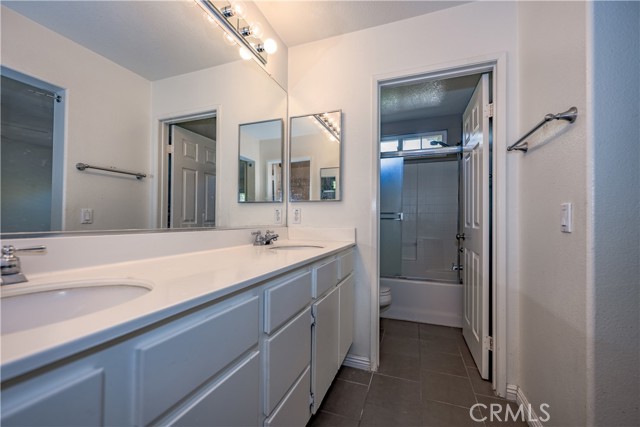 Detail Gallery Image 15 of 34 For 25759 Perlman Pl #C,  Stevenson Ranch,  CA 91381 - 3 Beds | 2/1 Baths