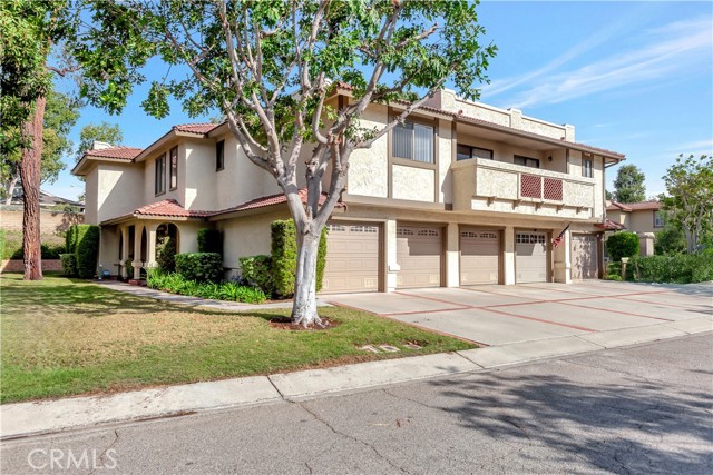 Detail Gallery Image 2 of 16 For 25245 Tanoak Ln, Lake Forest,  CA 92630 - 2 Beds | 2 Baths