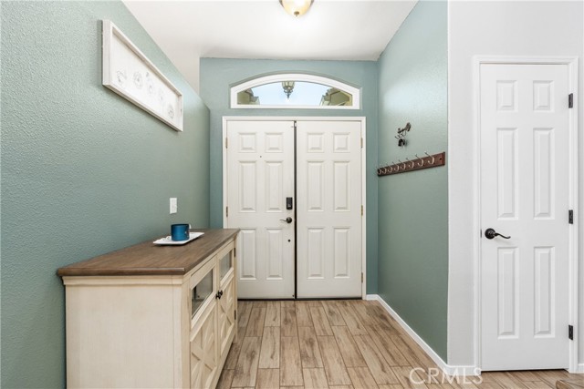Detail Gallery Image 4 of 34 For 1064 W Orange St, Hanford,  CA 93230 - 3 Beds | 2 Baths