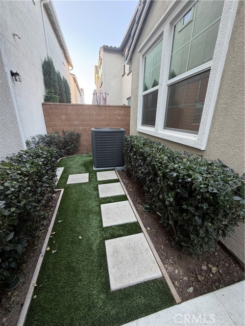 Detail Gallery Image 12 of 12 For 4029 Summer, Corona,  CA 92883 - 4 Beds | 3 Baths