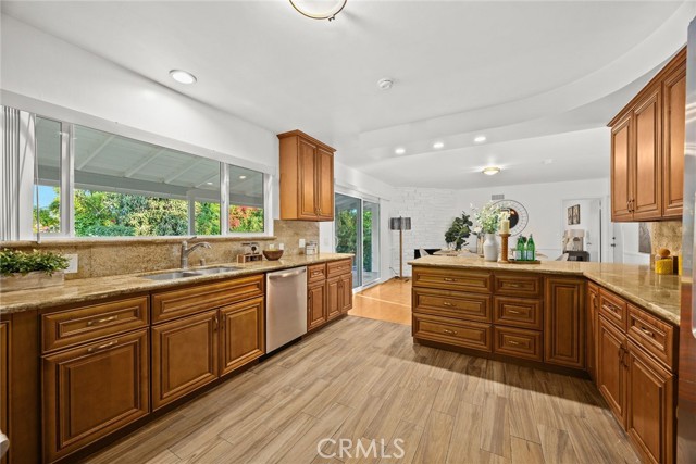 Detail Gallery Image 12 of 27 For 2520 Louise Ave, Arcadia,  CA 91006 - 4 Beds | 3 Baths