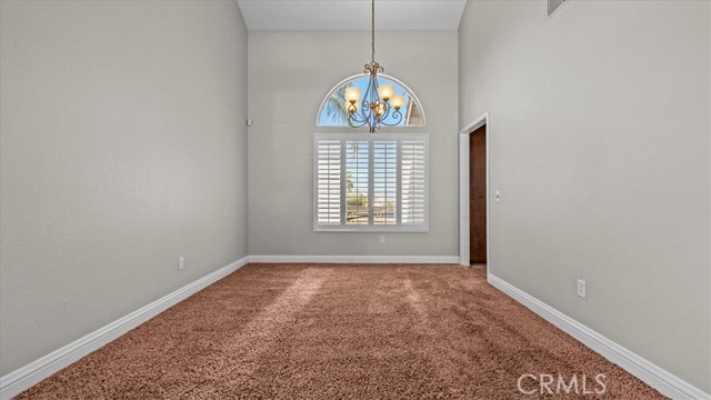 3035 Ohio Avenue, San Bernardino CA: https://media.crmls.org/medias/81624f48-46bf-405d-a33a-6db895fe2467.jpg