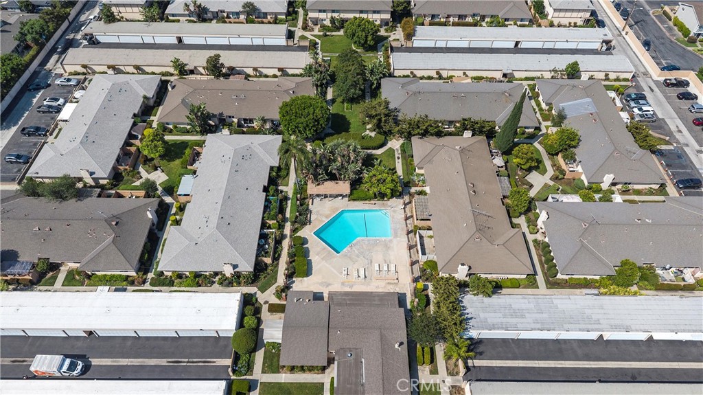 https://media.crmls.org/medias/8163af19-cb05-4913-9500-643821b512bc.jpg?preset=X-Large