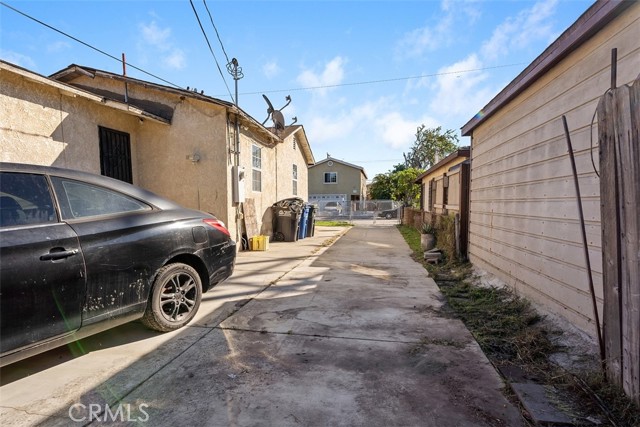 Detail Gallery Image 28 of 44 For 1343 S La Verne Ave, East Los Angeles,  CA 90022 - 2 Beds | 1 Baths