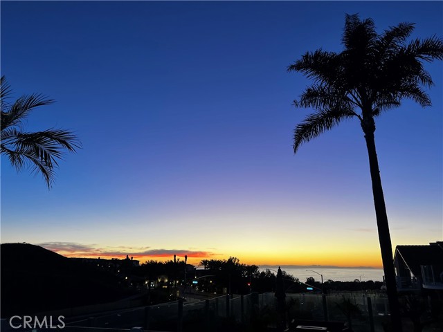 87 Palm Beach Court, Dana Point CA: https://media.crmls.org/medias/816433dd-5bc3-4ead-b421-5e14821d0308.jpg