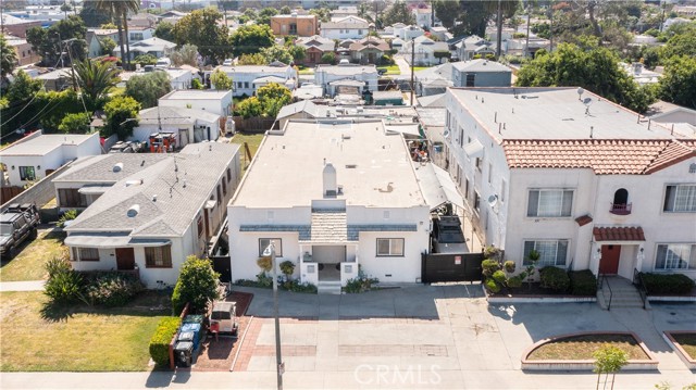3025 Edgehill Drive, Los Angeles CA: https://media.crmls.org/medias/816538fd-e960-445c-953e-1ebf4be566f9.jpg