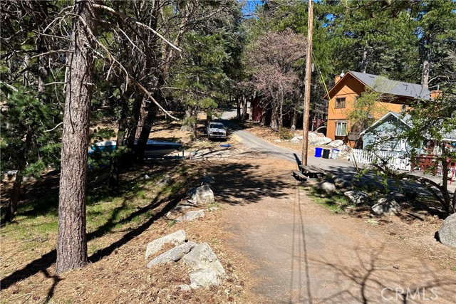 Detail Gallery Image 2 of 12 For 0 Lakeview Dr, Rimforest,  CA 92378 - – Beds | – Baths