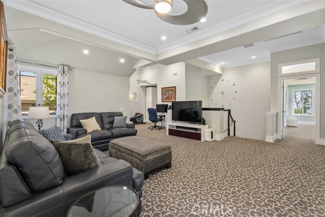 28532 Chimney Rock Circle, Trabuco Canyon CA: https://media.crmls.org/medias/8165a3e9-759f-4053-bf28-74f33479d4c8.jpg