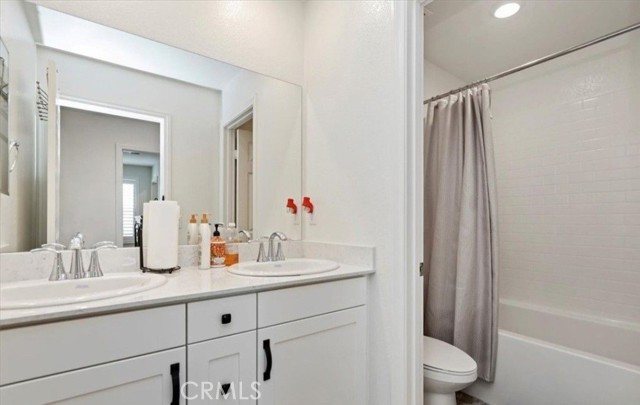 Detail Gallery Image 19 of 23 For 21288 Telegraph Rd, Riverside,  CA 92507 - 5 Beds | 3 Baths