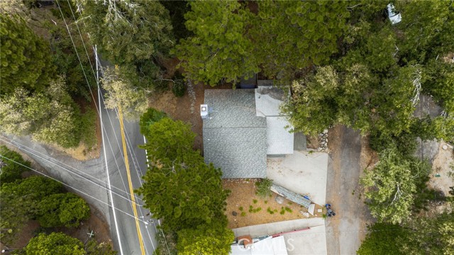 Detail Gallery Image 20 of 28 For 24950 Sunset Dr, Crestline,  CA 92325 - 3 Beds | 2 Baths