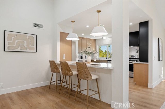 Detail Gallery Image 9 of 33 For 308 Calle Converse, Camarillo,  CA 93010 - 4 Beds | 3 Baths