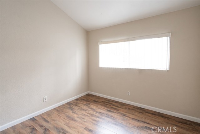 1266 Ramona Drive, Newbury Park CA: https://media.crmls.org/medias/8166bf8e-56fc-490a-8716-5bf97bcae364.jpg