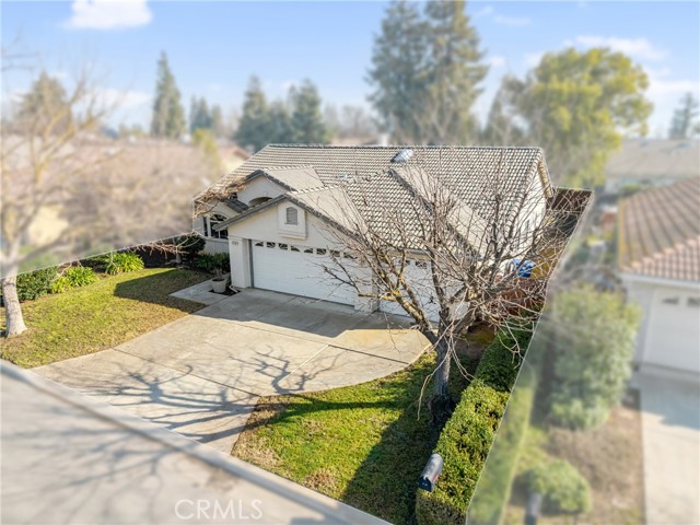 Detail Gallery Image 2 of 28 For 8590 N Sierra Vista, Fresno,  CA 93720 - 3 Beds | 2/1 Baths