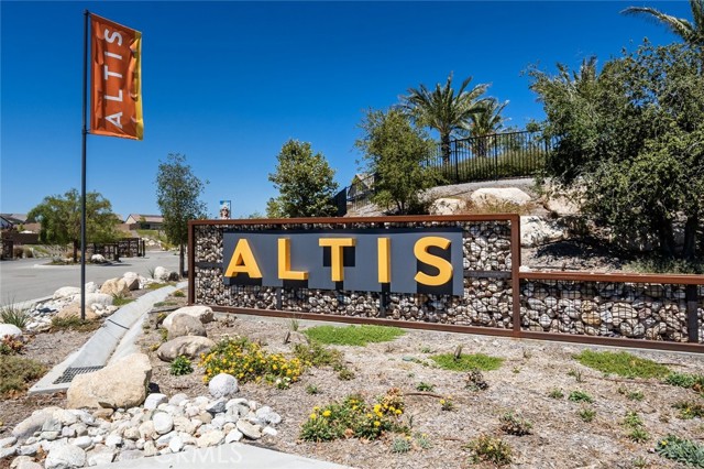 Detail Gallery Image 24 of 39 For 17806 Top Court, Canyon Country,  CA 91350 - 2 Beds | 2 Baths