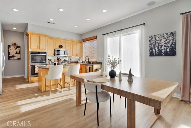 Detail Gallery Image 11 of 45 For 18977 Mono, Hesperia,  CA 92345 - 4 Beds | 2/1 Baths