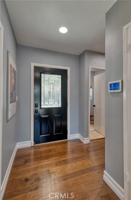 Detail Gallery Image 16 of 39 For 3025 Hollywell Pl, Glendale,  CA 91206 - 3 Beds | 2/1 Baths